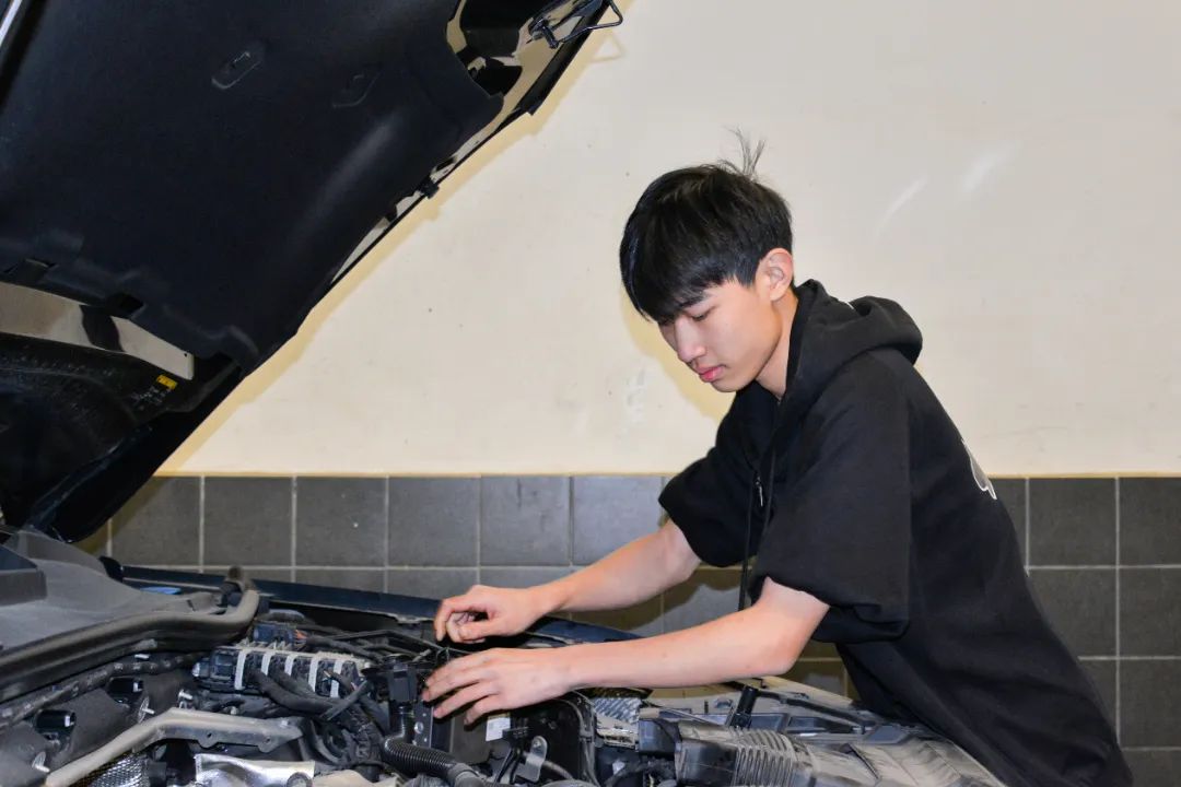 6686体育-全网最全最有态度的体育赛事直播平台_6686sports,花都技工学校,广州技工学校,广州高新技校
6686体育-全网最全最有态度的体育赛事直播平台_6686sports,花都技工学校,广州技工学校,广州高新技校