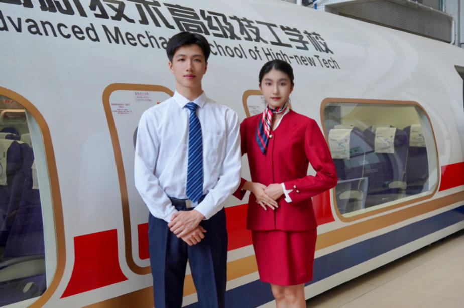 广东生高新技术高级技工学校航空服务专业.jpg 广东生高新技术高级技工学校航空服务专业.jpg